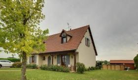 House in perfect condition for sale