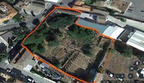 Urban terrain 3600 m2 suitable for housing construction