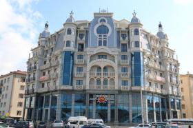 Luxury apartment overlooking the sea in the center of Batumi