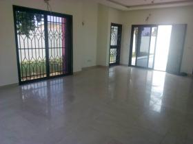 New villa with pool in For Ever