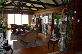 Beautiful house on a large lake in Quebec Canada