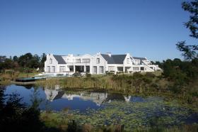 A Unique Family Country House with Unprecedented Style