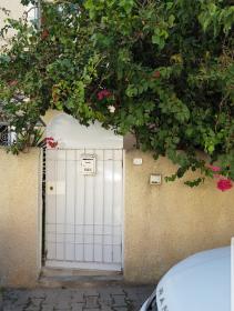 Beautiful Tunisian duplex house with big garden in La Marsa