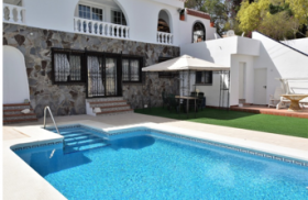Great Luxury Villa in Las Moraditas with plot 5.000 m2