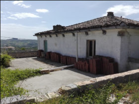 Country house for sale in Loreto Aprutino Abruzzo, Italy