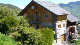 Semi-detached chalet in a ski resort