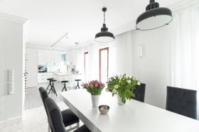 Beautiful 4 bedroom apartment in Krakow with roof terrace 90m2