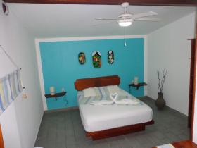 Hotel B&B in front of the beach