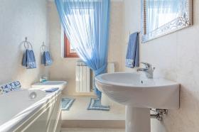 Luxury apartment for sale in the tourist center of the Adriatic Sea